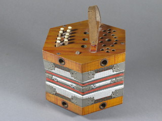 An octagonal concertina