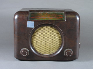 A Bush Type D.A.C. radio contained in a Bakelite case