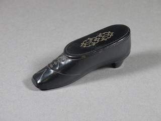 A Victorian lacquered snuff box in the form of a shoe 3.5"