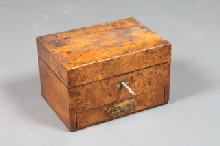 A Victorian rectangular figured walnut jewellery box with  hinged lid 5.5"h x 9"w x 6.5"d