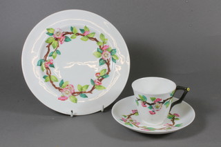 A 13 piece Victorian Worcester floral pattern tea service  comprising plate 8", 6 cups and 6 saucers - 1 cup f and r