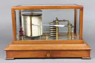 An early 20th Century walnut cased barograph fitted drawer to  box base 9"h x 14.5"w x 9"d ILLUSTRATED