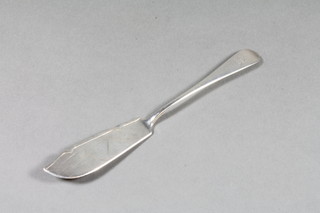An Edwardian silver Old English pattern butter knife by the  Goldsmiths & Silversmiths Co. London 1900, 1 ozs