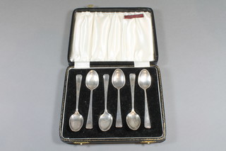 A set of 6 silver teaspoons, Birmingham 1964, 2 ozs, cased