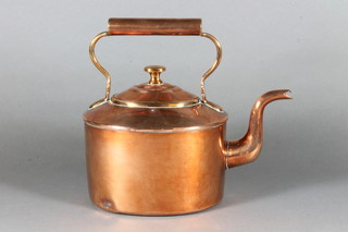 A Victorian oval copper kettle 6"