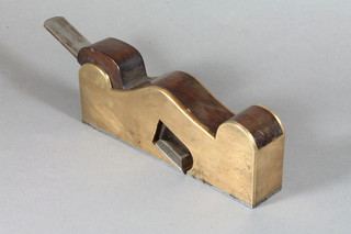 A 19th Century mahogany and brass bull nose plane 8.5"  ILLUSTRATED