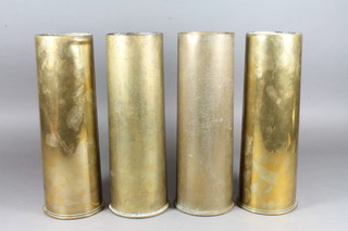 4 British WWII 25lbs shell cases, dated 1941 and 1944