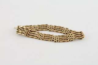 A 15ct yellow gold gate bracelet 18.7 grams