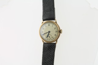 A gentleman's 1930's wristwatch contained in a 9ct gold case