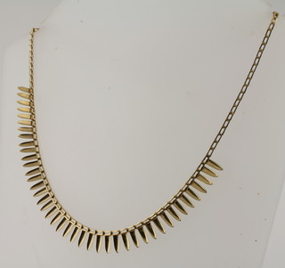 A 9ct gold fringe necklet, 6.5 grams