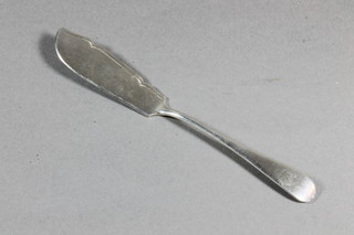 An Edwardian silver Old English pattern butter knife by the  Goldsmiths & Silversmiths Co. London 1900, 1 ozs