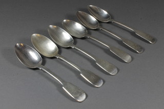 3 Victorian silver fiddle pattern pudding spoons, London 1856  and 3 other Victorian silver fiddle pattern pudding spoons  London 1849 and 1858 9 ozs