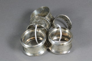5 various silver napkin rings, 3 ozs
