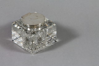 A square cut glass inkwell with silver lid, Chester 1914, 3" 