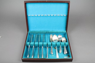 A part canteen of Sterling cutlery in a mahogany finished case, approx. 20 ozs 