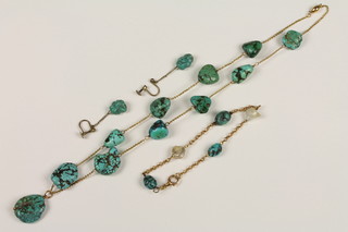 A gold and turquoise matrix necklace, together with an ensuite bracelet with pearls and a pair of turquoise earrings