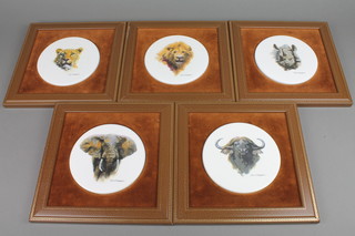 5 David Shepherd limited edition wall plaques of wild animals, 3f, 