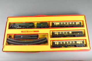 A Triang RS.23 train set, a Britannia locomotive and 3 Pullman carriages - boxed