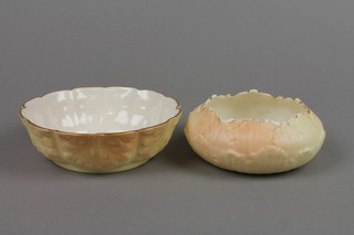 A Worcester Locke & Co blush porcelain shallow bowl of leaf form 4" and a ditto splayed bowl 4.5"