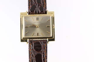 A gentleman's square Rotary dress watch with 21 jewels contained in an 18ct gold case 