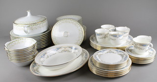 A Noritake Sonia pattern dinner service comprising tureen and cover, a tureen cover, 9 small plates, 9 medium plates and 9 large plates, 9 dessert bowls, 