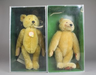 Steiff, a 1989/1900 Presley 1927 teddybear boxed, together with a Steiff Dickey 1930 teddy bear boxed