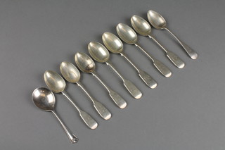A matched set of 6 Victorian silver fiddle pattern teaspoons, 3 other spoons, approx. 7 ozs 