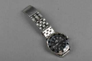 A gentleman's steel cased Slazenger wristwatch