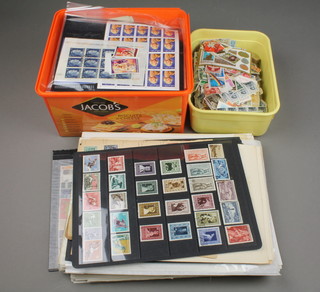 A quantity of various World stamps 