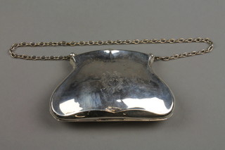 An Edwardian silver purse with chased monogram, Birmingham 1910, approx gross weight 90 grams