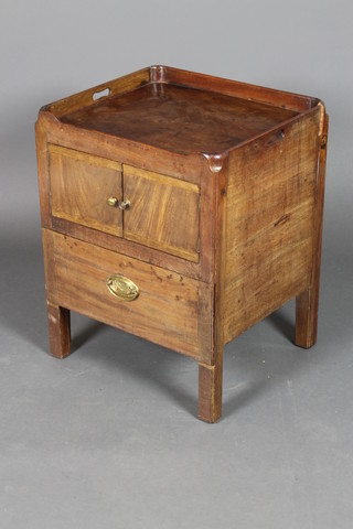 A Georgian mahogany tray top commode fitted a cupboard above 1 long drawer, 25"h x 19"w x 17"d 