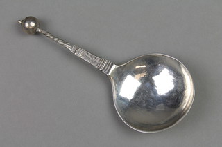 A 17th Century Dutch silver spoon with plain ball and etched twisted stem with bowl handle 5", approx 28 grams