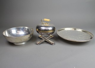 A novelty silver plated bowl and cover in the form of a curling stone 5" and minor plated items