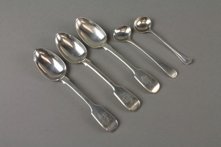 3 silver teaspoons and 2 others, 100 grams