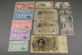 Bank notes, a quantity, mainly foreign