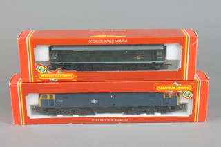 2 Hornby OO gauge double headed diesel locomotives R.878 BRBO-BO Diesel Class 25 and R.404 BR Class 47 
