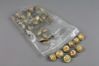A quantity of WWII and later brass buttons 