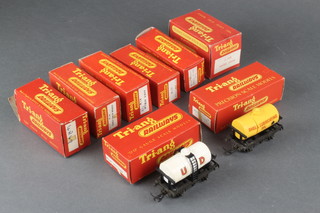 5 items of Triang rolling stock R18 cable drum wagon, milk wagon, R13 coal truck, R14 fish van and R211 Shell Lubrication oil tank, together with 4 Triang buildings 3-R.88 water crane, R.84 set of 3 line side huts and kiosk, all boxed  