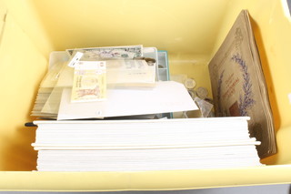 A quantity of foreign bank notes and minor commemorative coins 