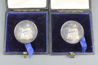 2 cased silver school presentation medals 1902, 60 grams