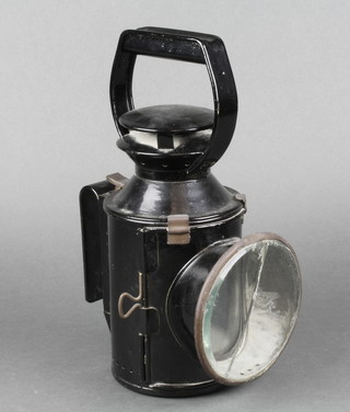 A British Railways hand signal lantern, lens cracked 