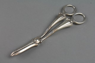 A pair of Georgian style silver plated grape scissors 