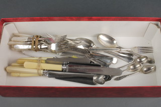 3 silver teaspoons and minor plated cutlery 