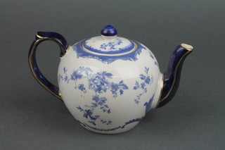 A Wade RSPB commemorative teapot 7" 
