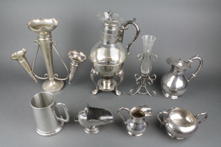 An Edwardian silver plated 3 section epergne and minor plated items 