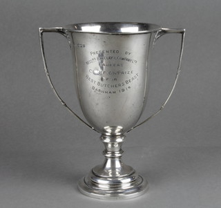 A silver 2 handled trophy cup with presentation inscription 6 1/2", Birmingham 1913,  268 grams