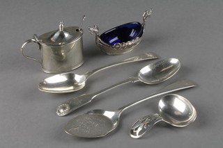 A silver caddy spoon with pierced handle, 3 other spoons and 2 condiments