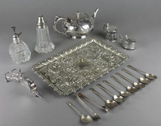 An Edwardian silver plated dressing table tray and minor plated items