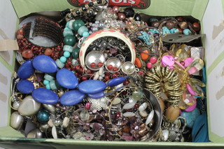 A large quantity of costume jewellery 