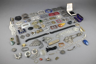 A quantity of Victorian and later costume jewellery including a silver cheroot case 